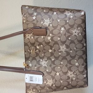 NWT Coach CN671 Zip Top Tote In Signature Canvas & Leather Snowflake Print Bag